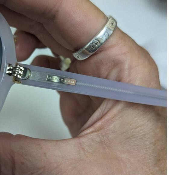 Derek Lam Charlotte Aviator Sunglasses Clear Light Blue Frosted Plastic  NWOT main image 4